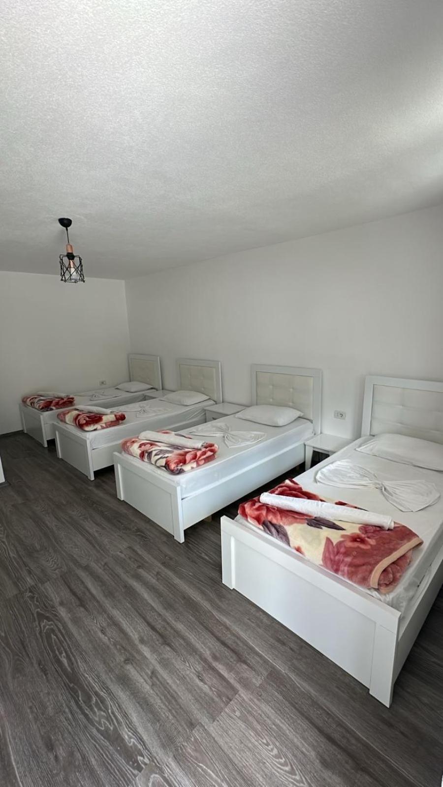 Bujtina Brahim Selimaj Bed and Breakfast Valbone Eksteriør billede